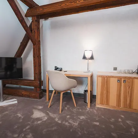 Albrecht 4*