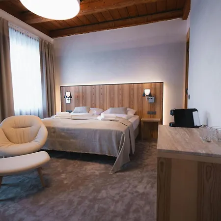 Albrecht 4*