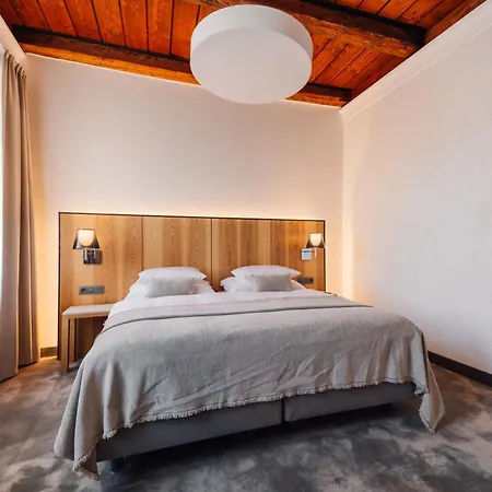 Albrecht 4* 布拉迪斯拉发