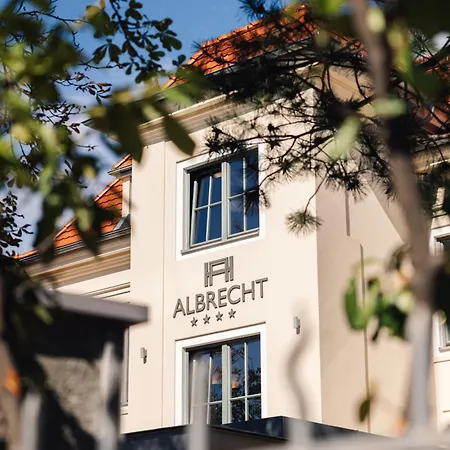 酒店 Albrecht 4*