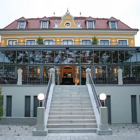 酒店 Albrecht 4*