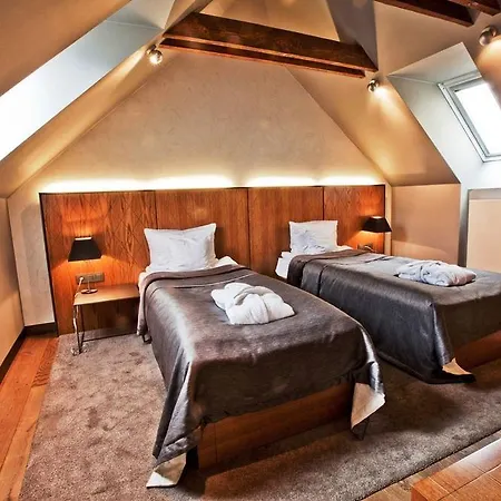 Albrecht Ξενοδοχείο 4*